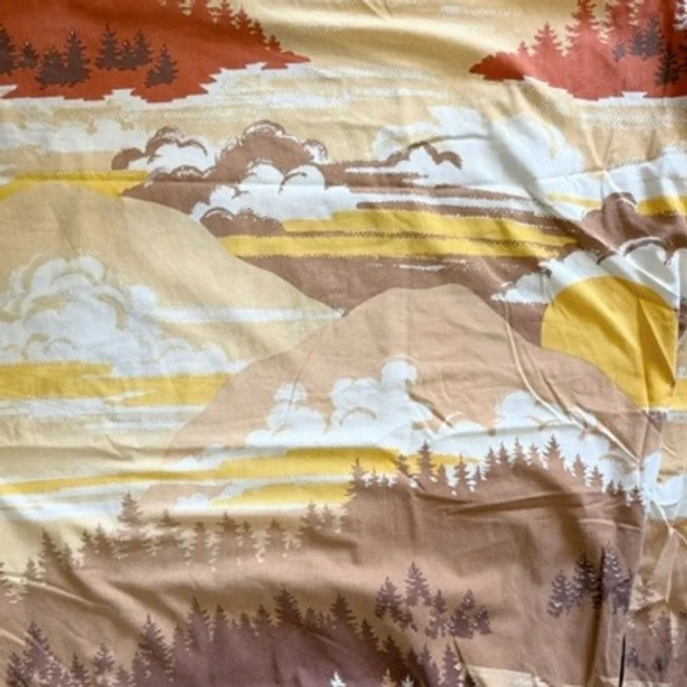 Vintage Full Size Fitted sheet plus 1 pillowcase, mountain scenery BIBB